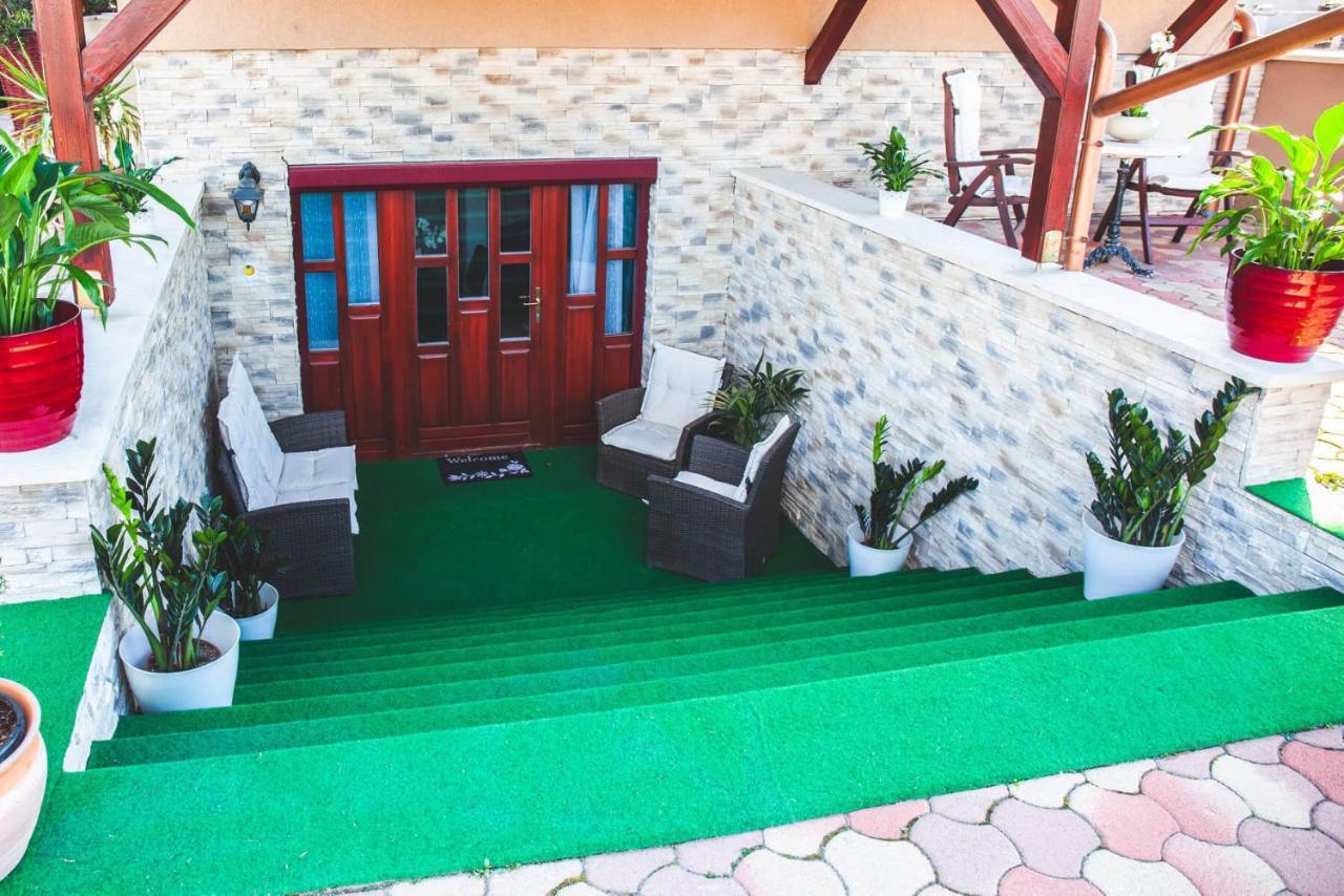 Barackos Wellness Villa Fot Exterior photo